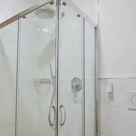 Apartment Italianway - Affitacamere Brenna